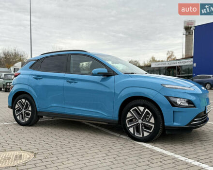 Синий Хендай Kona Electric, объемом двигателя 0 л и пробегом 50 тыс. км за 16500 $, фото 6 на Automoto.ua