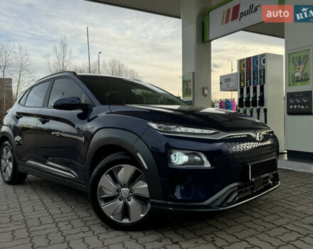 Синий Хендай Kona Electric, объемом двигателя 0 л и пробегом 65 тыс. км за 18500 $, фото 7 на Automoto.ua