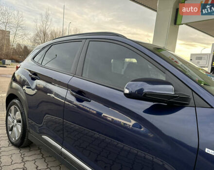 Синий Хендай Kona Electric, объемом двигателя 0 л и пробегом 65 тыс. км за 18500 $, фото 20 на Automoto.ua