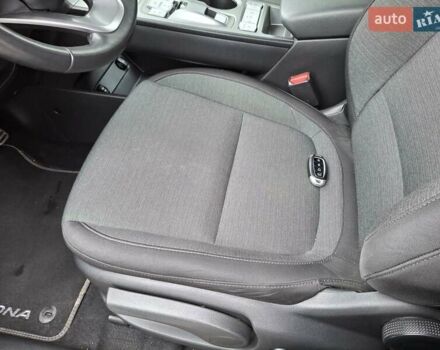 Синий Хендай Kona Electric, объемом двигателя 0 л и пробегом 110 тыс. км за 19200 $, фото 29 на Automoto.ua