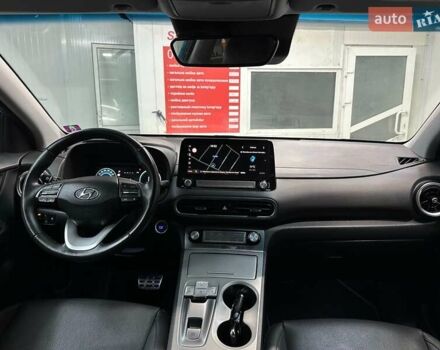 Синій Хендай Kona Electric, об'ємом двигуна 0 л та пробігом 69 тис. км за 22900 $, фото 77 на Automoto.ua