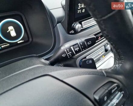 Синий Хендай Kona Electric, объемом двигателя 0 л и пробегом 95 тыс. км за 16600 $, фото 30 на Automoto.ua