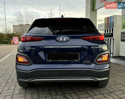 Синий Хендай Kona Electric, объемом двигателя 0 л и пробегом 65 тыс. км за 18500 $, фото 64 на Automoto.ua