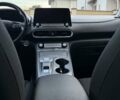 Синій Хендай Kona Electric, об'ємом двигуна 0 л та пробігом 74 тис. км за 16950 $, фото 90 на Automoto.ua