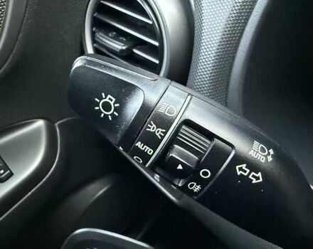 Синій Хендай Kona Electric, об'ємом двигуна 0 л та пробігом 74 тис. км за 16950 $, фото 72 на Automoto.ua