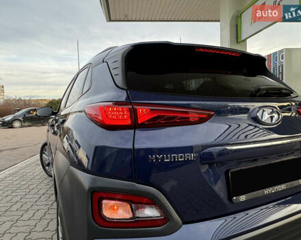 Синий Хендай Kona Electric, объемом двигателя 0 л и пробегом 65 тыс. км за 18500 $, фото 48 на Automoto.ua