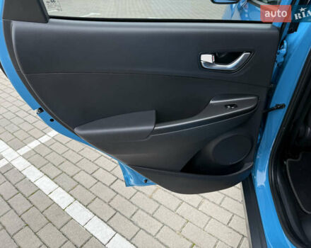 Синий Хендай Kona Electric, объемом двигателя 0 л и пробегом 50 тыс. км за 16500 $, фото 17 на Automoto.ua
