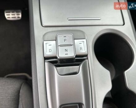 Синий Хендай Kona Electric, объемом двигателя 0 л и пробегом 49 тыс. км за 19950 $, фото 108 на Automoto.ua