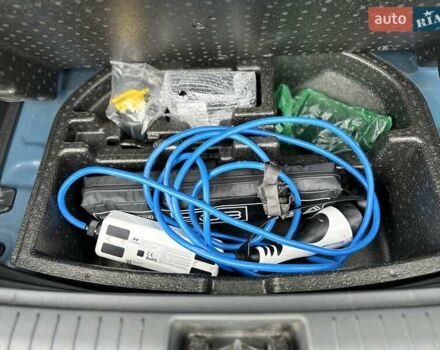 Синий Хендай Kona Electric, объемом двигателя 0 л и пробегом 49 тыс. км за 19950 $, фото 132 на Automoto.ua