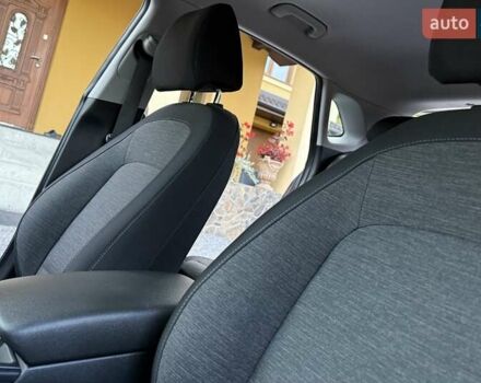 Синій Хендай Kona Electric, об'ємом двигуна 0 л та пробігом 74 тис. км за 16950 $, фото 49 на Automoto.ua