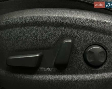 Синій Хендай Kona Electric, об'ємом двигуна 0 л та пробігом 69 тис. км за 22900 $, фото 2 на Automoto.ua