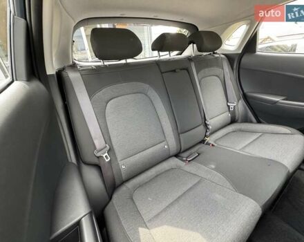 Синий Хендай Kona Electric, объемом двигателя 0 л и пробегом 84 тыс. км за 17900 $, фото 29 на Automoto.ua