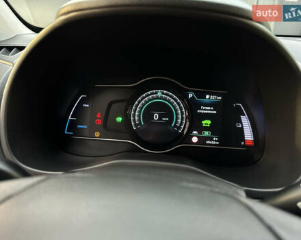 Синий Хендай Kona Electric, объемом двигателя 0 л и пробегом 65 тыс. км за 18500 $, фото 82 на Automoto.ua