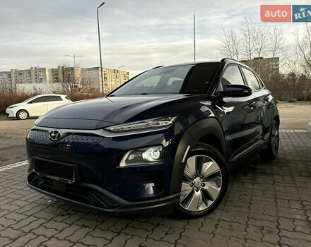 Синий Хендай Kona Electric, объемом двигателя 0 л и пробегом 65 тыс. км за 18500 $, фото 28 на Automoto.ua