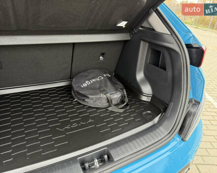 Синий Хендай Kona Electric, объемом двигателя 0 л и пробегом 50 тыс. км за 16500 $, фото 24 на Automoto.ua