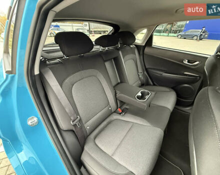 Синий Хендай Kona Electric, объемом двигателя 0 л и пробегом 50 тыс. км за 16500 $, фото 27 на Automoto.ua