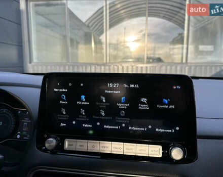 Синий Хендай Kona Electric, объемом двигателя 0 л и пробегом 65 тыс. км за 18500 $, фото 112 на Automoto.ua