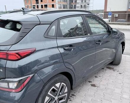 Синий Хендай Kona Electric, объемом двигателя 0 л и пробегом 60 тыс. км за 16300 $, фото 5 на Automoto.ua