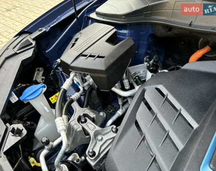 Синий Хендай Kona Electric, объемом двигателя 0 л и пробегом 65 тыс. км за 18500 $, фото 129 на Automoto.ua