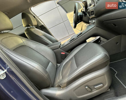 Синий Хендай Kona Electric, объемом двигателя 0 л и пробегом 65 тыс. км за 18500 $, фото 96 на Automoto.ua