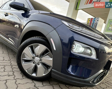 Синий Хендай Kona Electric, объемом двигателя 0 л и пробегом 65 тыс. км за 18500 $, фото 12 на Automoto.ua