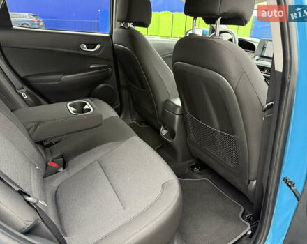 Синий Хендай Kona Electric, объемом двигателя 0 л и пробегом 50 тыс. км за 16500 $, фото 28 на Automoto.ua