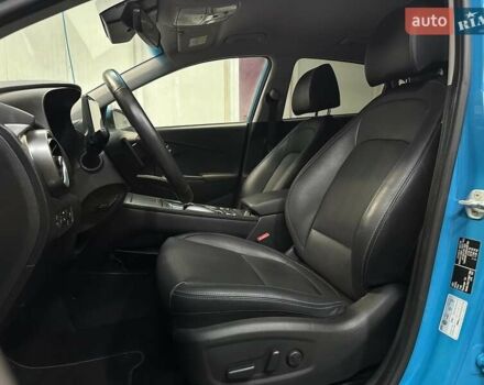 Синій Хендай Kona Electric, об'ємом двигуна 0 л та пробігом 69 тис. км за 22900 $, фото 33 на Automoto.ua