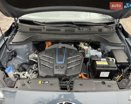 Синий Хендай Kona Electric, объемом двигателя 0 л и пробегом 40 тыс. км за 16800 $, фото 27 на Automoto.ua