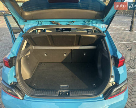 Синий Хендай Kona Electric, объемом двигателя 0 л и пробегом 28 тыс. км за 22990 $, фото 13 на Automoto.ua
