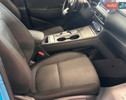 Синий Хендай Kona Electric, объемом двигателя 0 л и пробегом 43 тыс. км за 16100 $, фото 29 на Automoto.ua