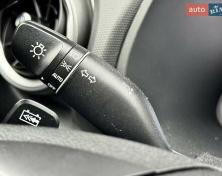 Синій Хендай Kona Electric, об'ємом двигуна 0 л та пробігом 172 тис. км за 17500 $, фото 40 на Automoto.ua