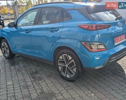 Синий Хендай Kona Electric, объемом двигателя 0 л и пробегом 49 тыс. км за 17333 $, фото 3 на Automoto.ua