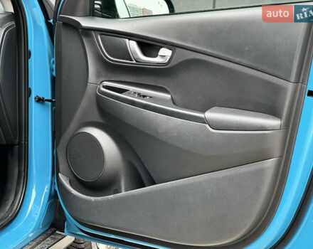 Синій Хендай Kona Electric, об'ємом двигуна 0 л та пробігом 172 тис. км за 17500 $, фото 30 на Automoto.ua