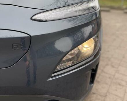 Синий Хендай Kona Electric, объемом двигателя 0 л и пробегом 40 тыс. км за 16800 $, фото 26 на Automoto.ua