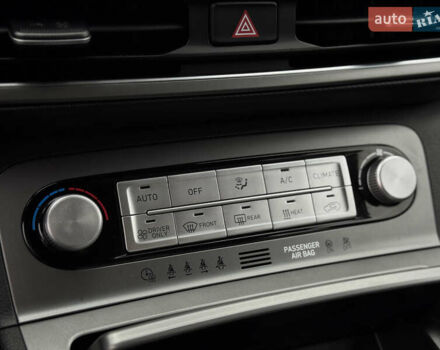 Синий Хендай Kona Electric, объемом двигателя 0 л и пробегом 53 тыс. км за 16700 $, фото 24 на Automoto.ua