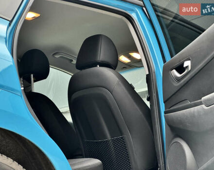 Синій Хендай Kona Electric, об'ємом двигуна 0 л та пробігом 172 тис. км за 17500 $, фото 28 на Automoto.ua