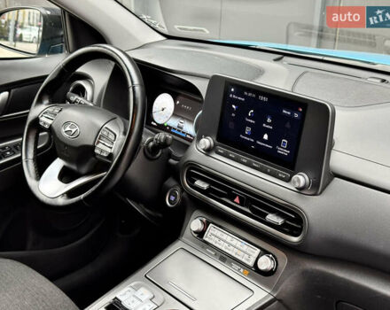Синій Хендай Kona Electric, об'ємом двигуна 0 л та пробігом 172 тис. км за 17500 $, фото 32 на Automoto.ua