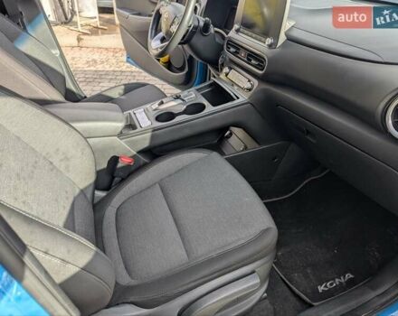 Синий Хендай Kona Electric, объемом двигателя 0 л и пробегом 49 тыс. км за 17333 $, фото 19 на Automoto.ua