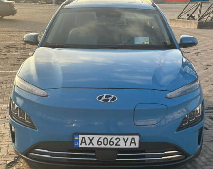 Синий Хендай Kona Electric, объемом двигателя 0 л и пробегом 28 тыс. км за 22990 $, фото 1 на Automoto.ua
