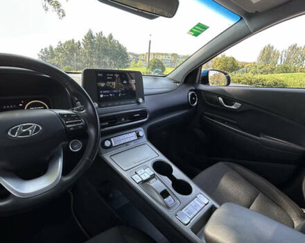 Синій Хендай Kona Electric, об'ємом двигуна 0 л та пробігом 70 тис. км за 16900 $, фото 15 на Automoto.ua