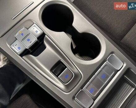 Синій Хендай Kona Electric, об'ємом двигуна 0 л та пробігом 43 тис. км за 16400 $, фото 24 на Automoto.ua