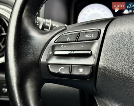 Синій Хендай Kona Electric, об'ємом двигуна 0 л та пробігом 172 тис. км за 17500 $, фото 36 на Automoto.ua