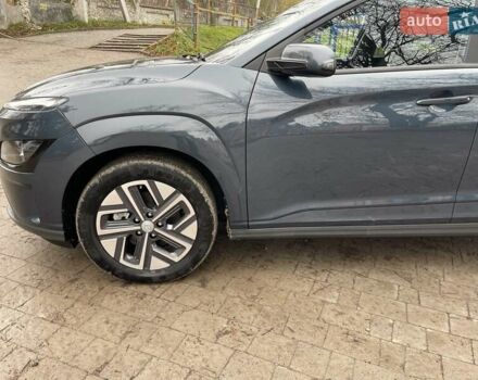 Синий Хендай Kona Electric, объемом двигателя 0 л и пробегом 40 тыс. км за 16800 $, фото 21 на Automoto.ua