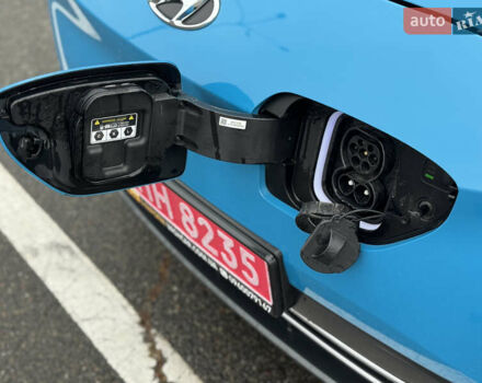 Синий Хендай Kona Electric, объемом двигателя 0 л и пробегом 53 тыс. км за 16700 $, фото 16 на Automoto.ua