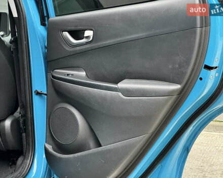 Синій Хендай Kona Electric, об'ємом двигуна 0 л та пробігом 172 тис. км за 17500 $, фото 27 на Automoto.ua