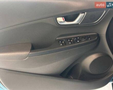 Синий Хендай Kona Electric, объемом двигателя 0 л и пробегом 43 тыс. км за 16100 $, фото 13 на Automoto.ua