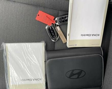 Синий Хендай Kona Electric, объемом двигателя 0 л и пробегом 40 тыс. км за 16800 $, фото 60 на Automoto.ua