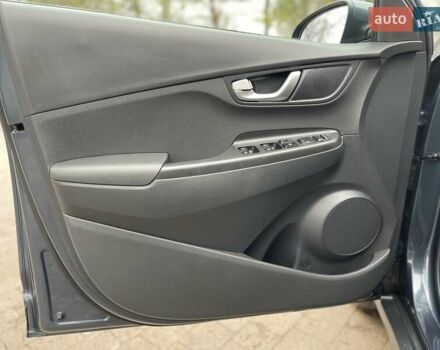 Синий Хендай Kona Electric, объемом двигателя 0 л и пробегом 40 тыс. км за 16800 $, фото 40 на Automoto.ua