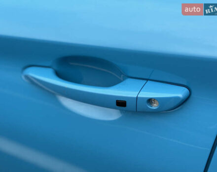 Синий Хендай Kona Electric, объемом двигателя 0 л и пробегом 53 тыс. км за 16700 $, фото 17 на Automoto.ua
