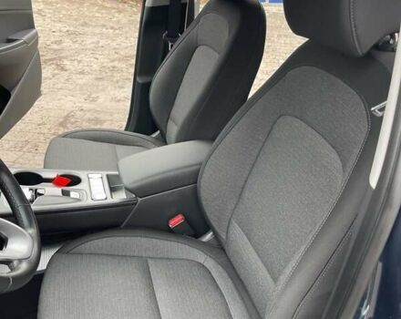 Синий Хендай Kona Electric, объемом двигателя 0 л и пробегом 40 тыс. км за 16800 $, фото 37 на Automoto.ua